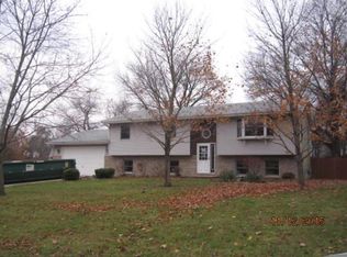 9516 400th Ave, Genoa City, WI 53128