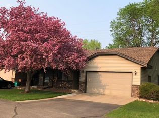 530 Auburn Pl NW #A, Elk River, MN 55330