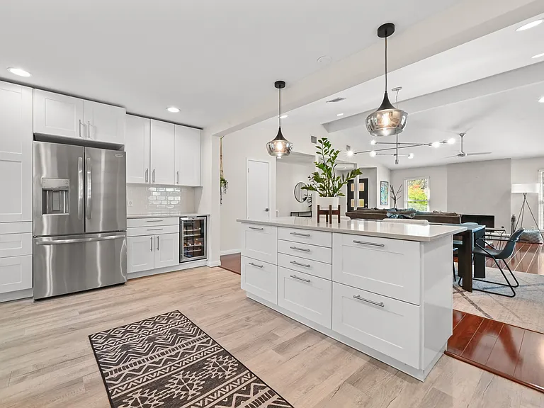 7806 Lowdes Dr — Photo 13