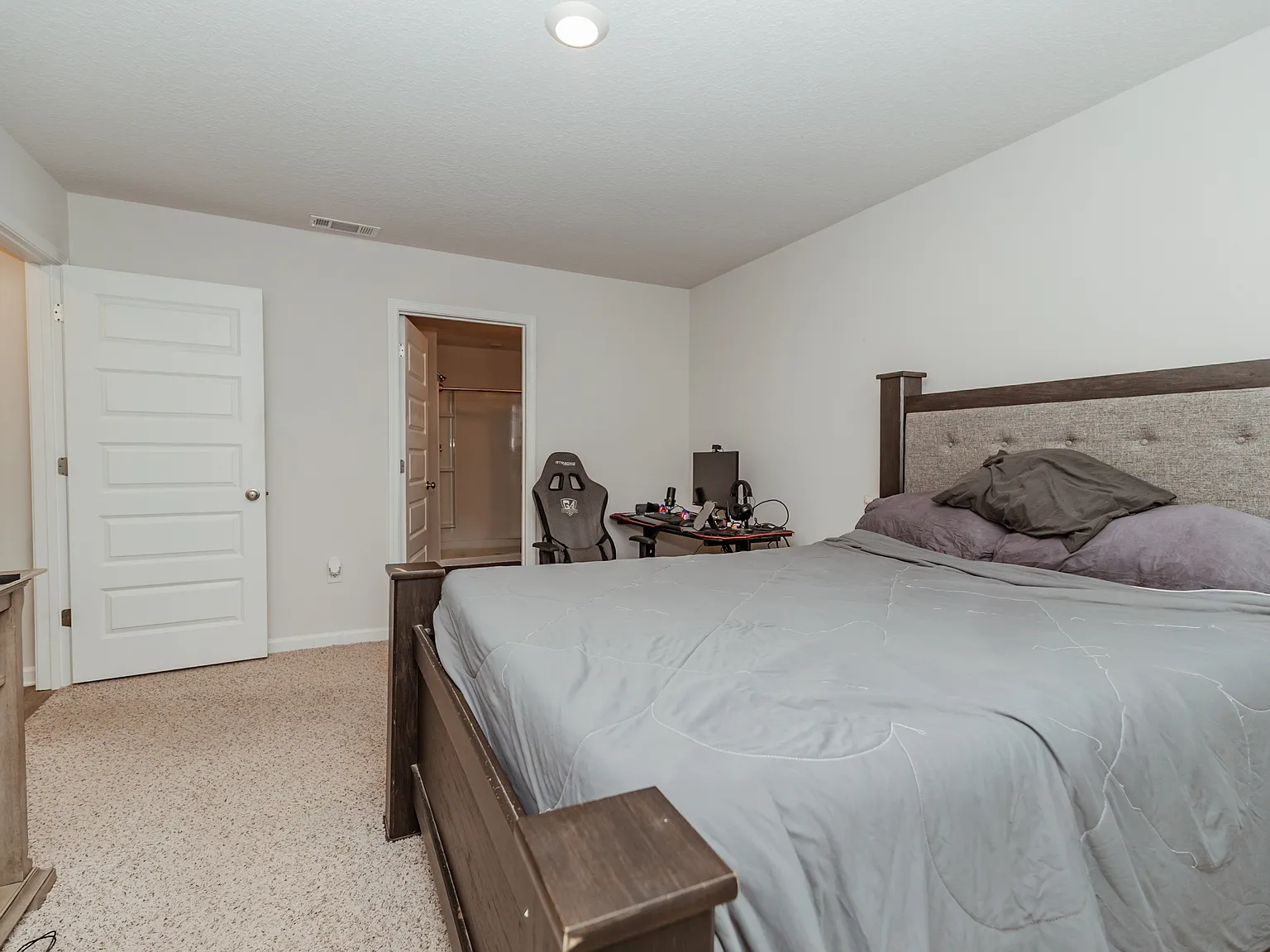 Sarah Ann Way 6719 - 49 — Photo 2