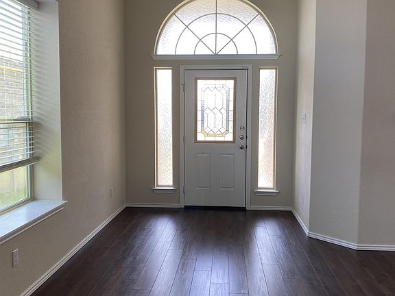 3rd image of 1320 Kiskadee Branch Dr