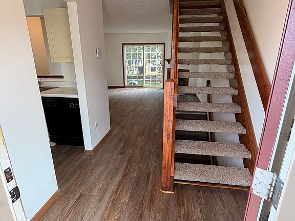 2nd image of 5706 Palos Ln