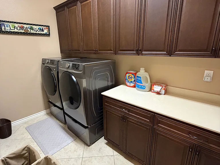 6211 Raindrop Pl — Photo 7