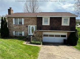 5204 Avery Cir, Charleston, WV 25313