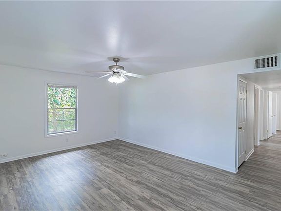 4th image of 1403 Choquette Dr