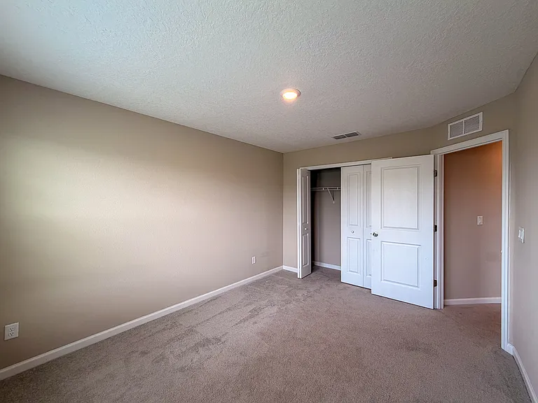 421 Boracay Cir — Photo 11
