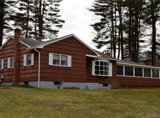 111 Stone Bridge Rd, Woodstock, CT 06281