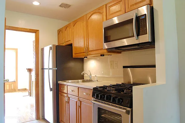 Rented by Corcoran | media 7