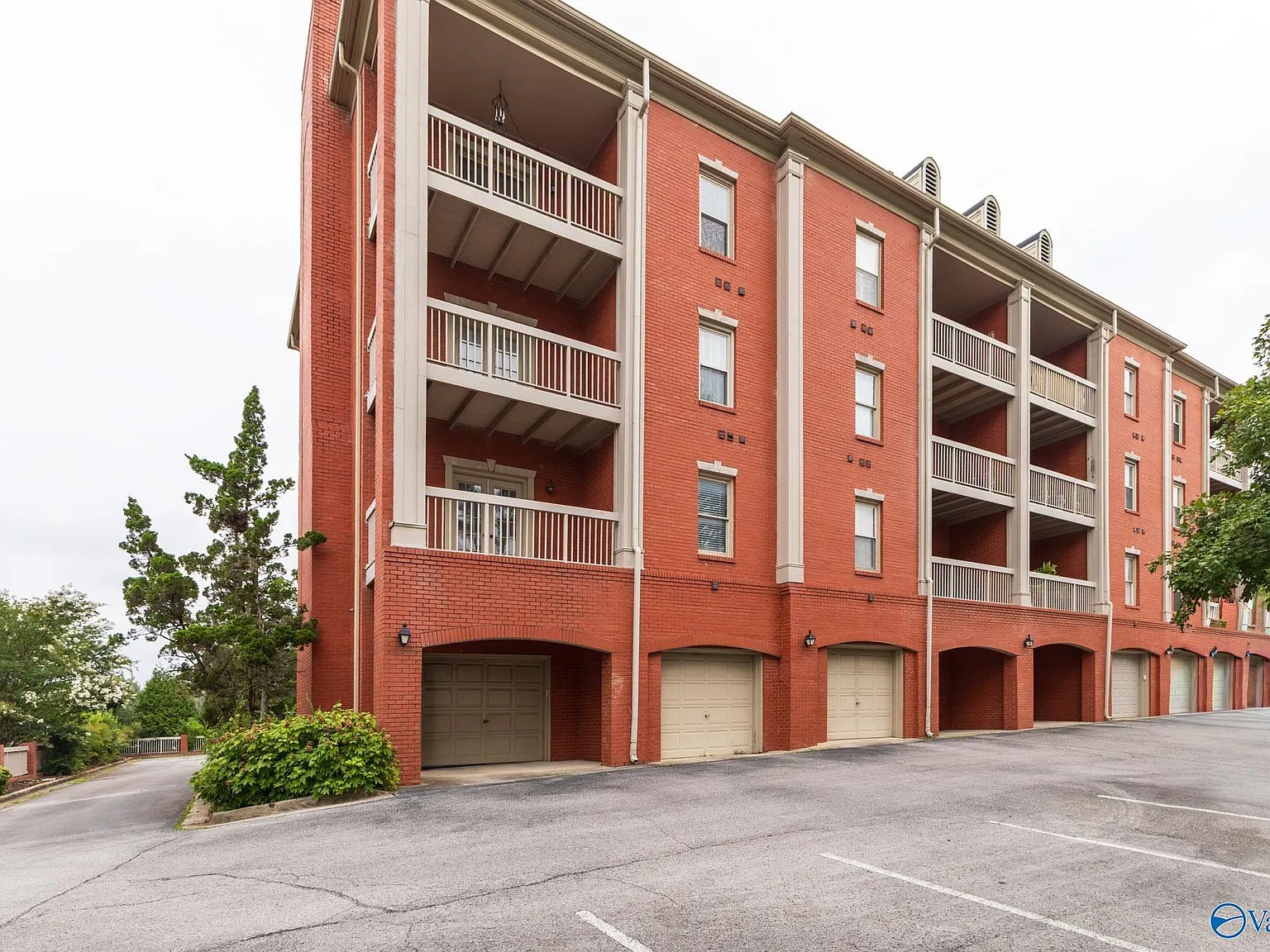 2 bed, 2.0 bath, 1260 sqft, $1,550 — Photo 4