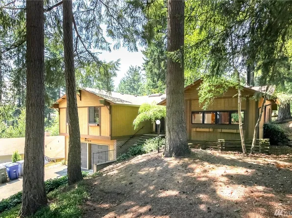 2706 Oxford Ct, Steilacoom, WA 98388