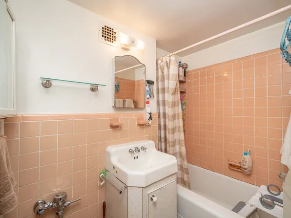 35-51 85th Street image 8 of 19