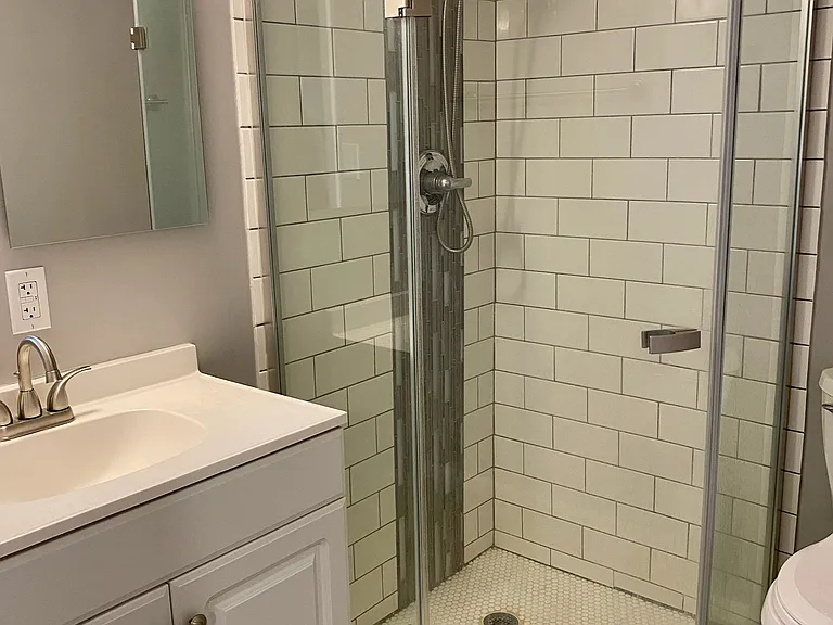 304 Jefferson St NE #2 — Photo 8