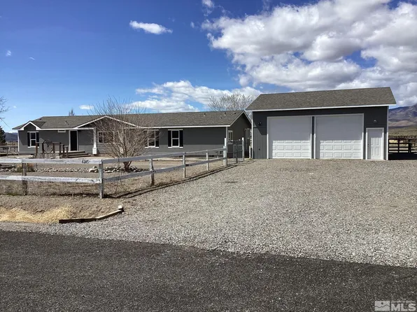 6245 W Empey Dr, Stagecoach, NV 89429
