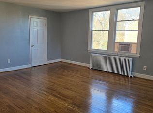 5511 Sachem Dr APT 2, Oxon Hill, MD 20745