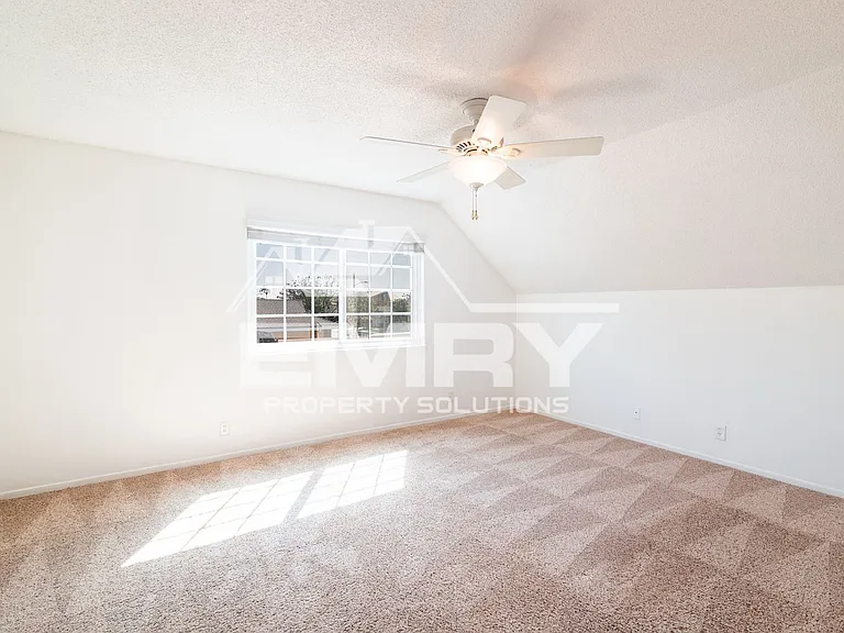 11902 Pine St — Photo 25