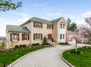 31 Mountain Dr, West Orange, NJ 07052