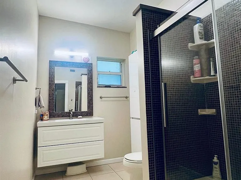 9400 E Bay Harbor Dr #3 — Photo 6