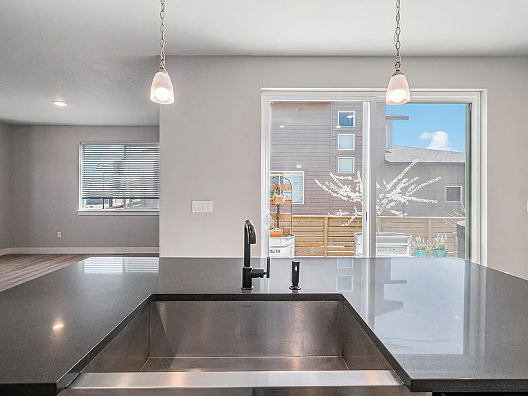 6019 Denys Dr — Photo 19