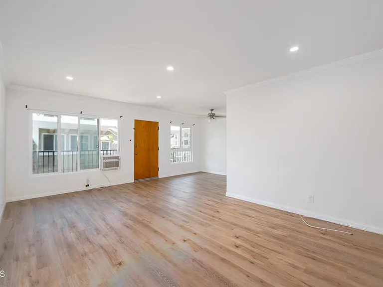 1736 N Normandie Ave #6 — Photo 1