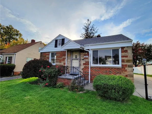 1558 Temple Ave, Mayfield Heights, OH 44124