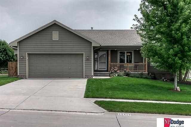 1st image of 12415 S 218th Ave