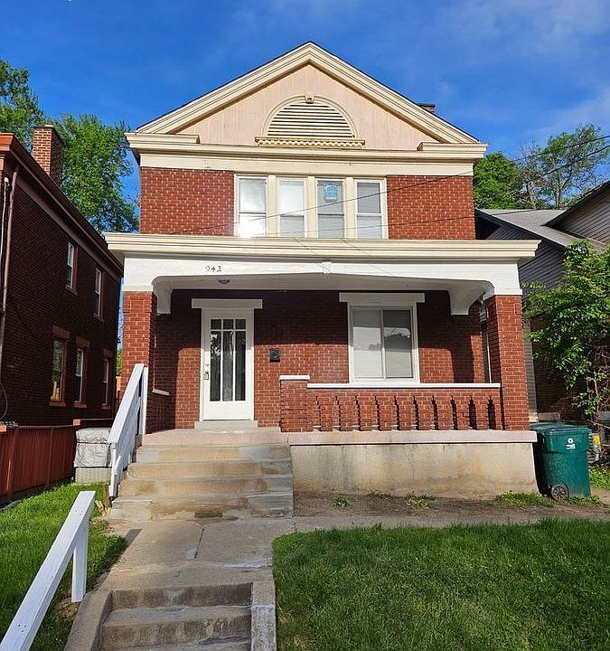 1st image of 942 Olive Ave
