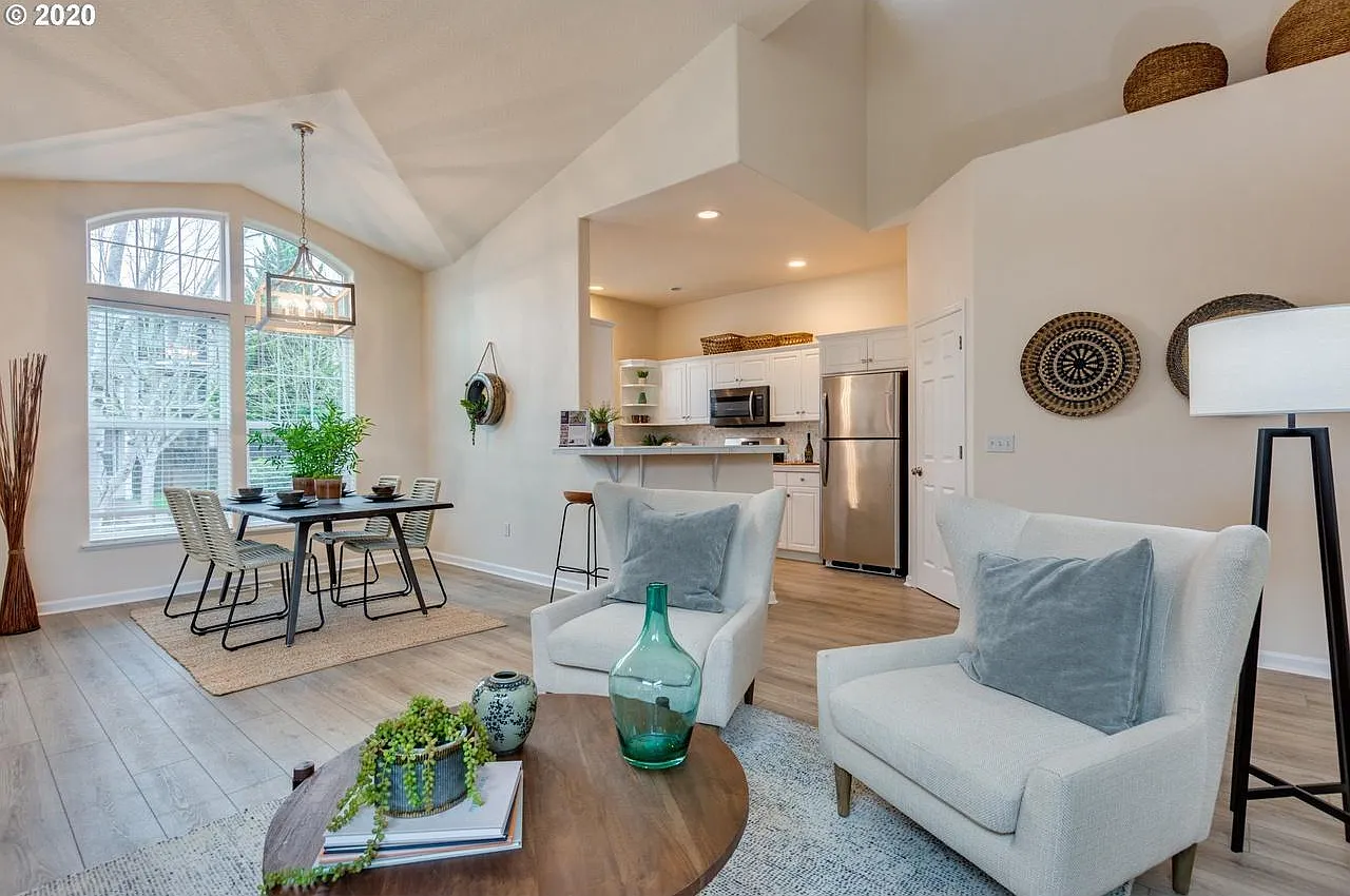 3 bed, 1996 sqft, $2,750 — Photo 3