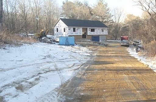 2nd image of 30 Old Southbridge Rd