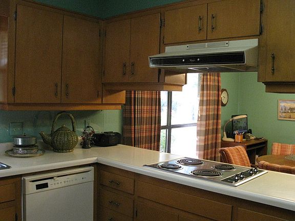 5th image of 1105 W 14th St