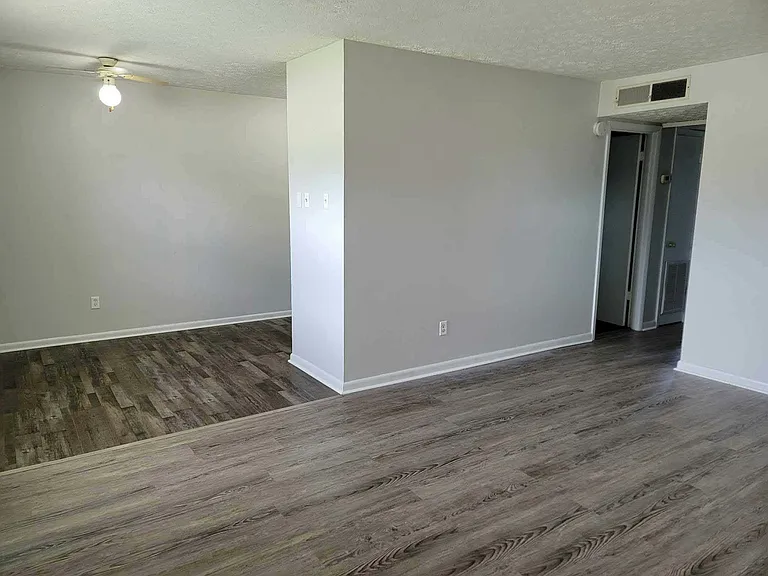 713 Mill St — Photo 5