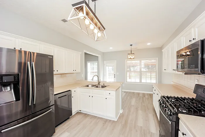 338 Interlake Pass — Photo 5