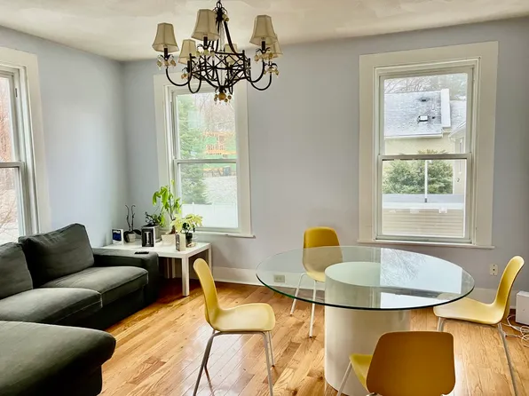 924 Walnut St, Newton, MA 02461