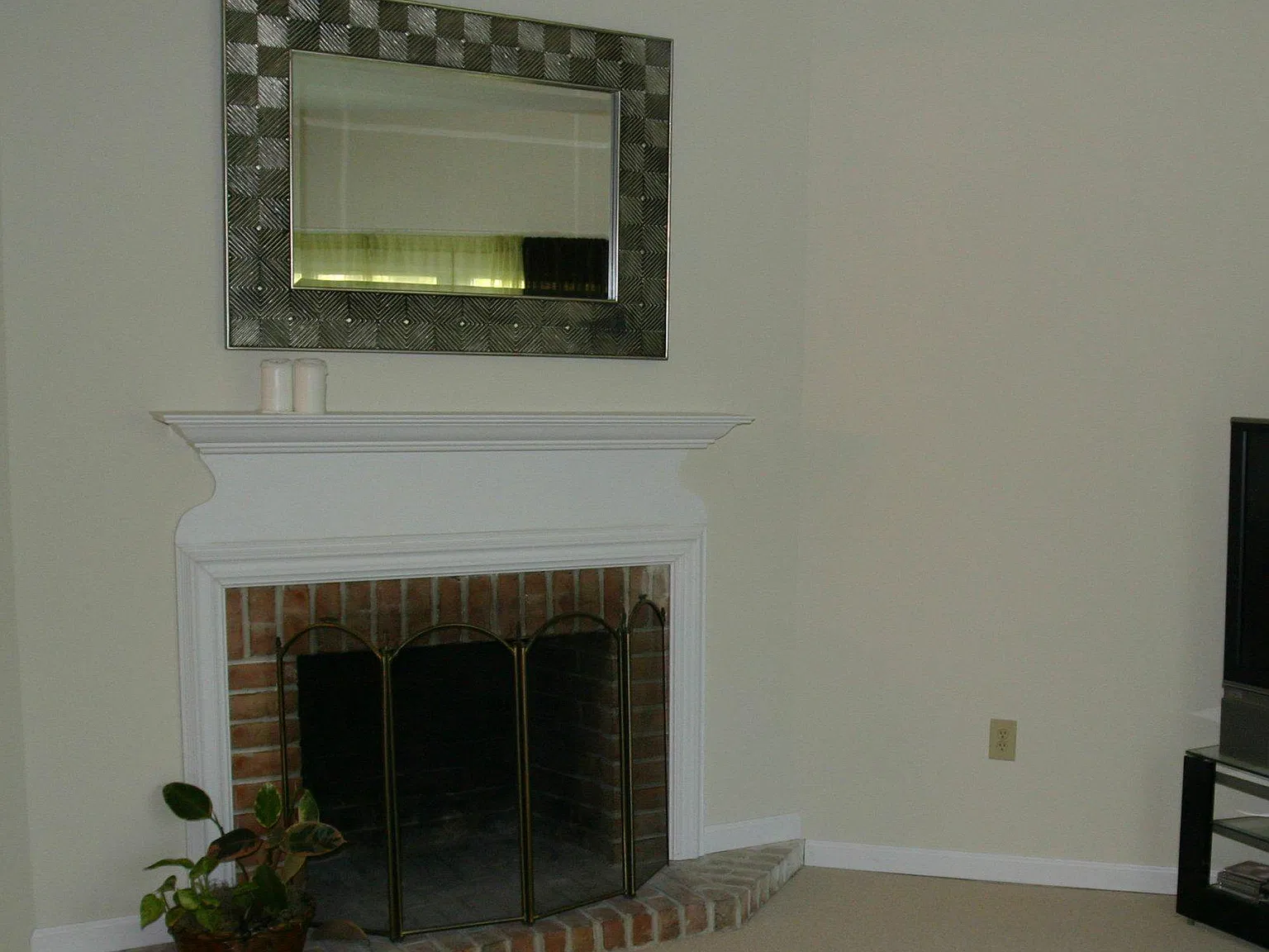 3 bed, 2.5 bath, 1650 sqft, $2,150 — Photo 4