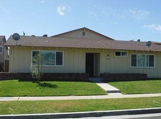 6042 Lime Ave APT C, Cypress, CA 90630