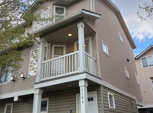 1146 N 90th St, Seattle, WA 98103