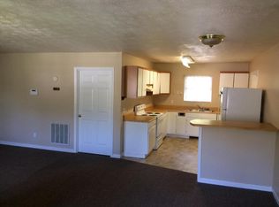 215 Orchard Ln, Seneca, SC 29672