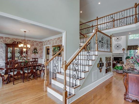 2nd image of 1298 Pensacola Ln