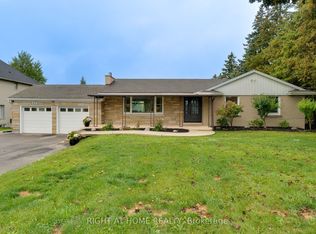 435 Parkside Dr, Hamilton, ON L8B0Y6