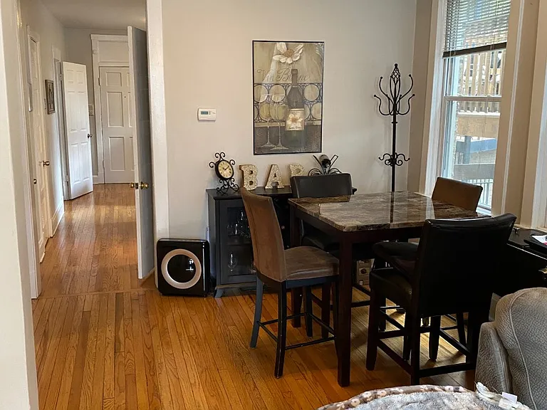 1082 N Marshfield Ave #1R — Photo 10