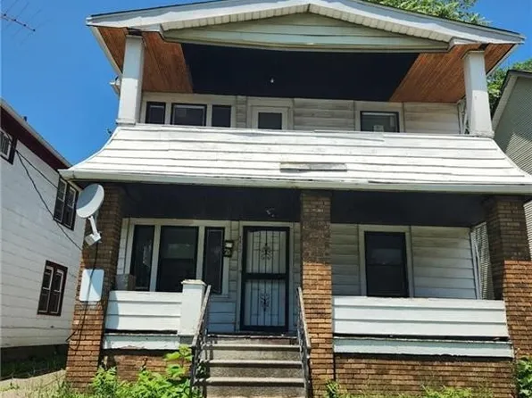 9917 Manor Ave, Cleveland, OH 44104