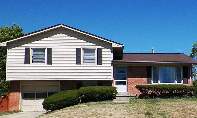 1st image of 646 Bishop Dr