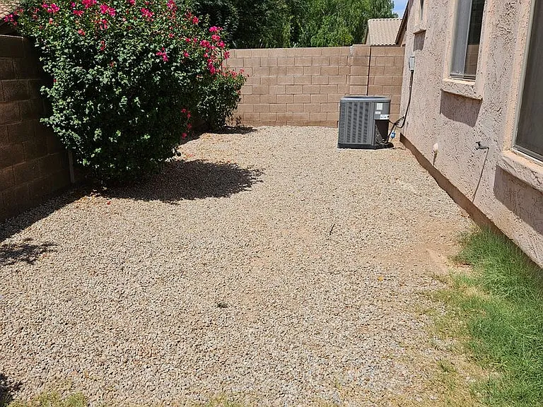 931 E Sherri Dr — Photo 21