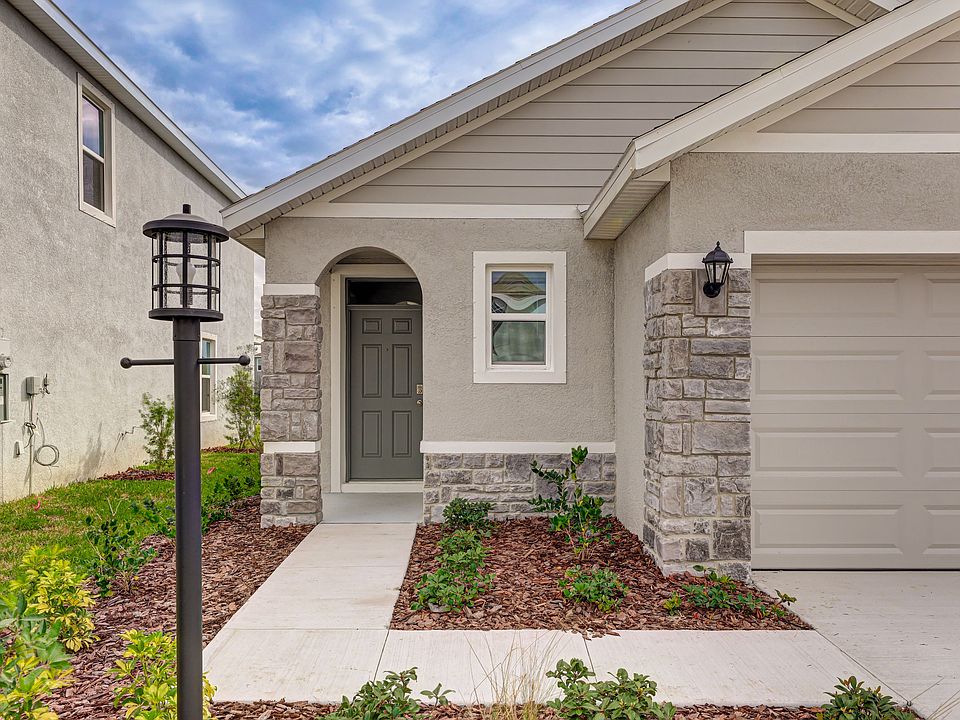 1st image of 16818 Yard Spring Dr