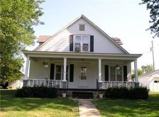 20860 P Hwy, Weston, MO 64098