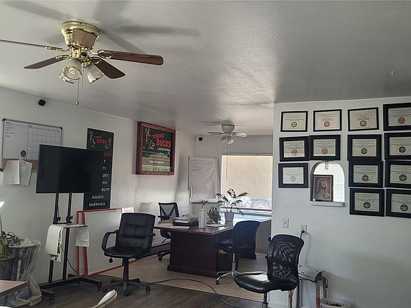 Inside of home office>