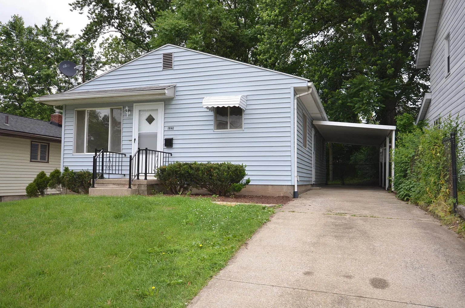 1329 Gorge Blvd photo 1