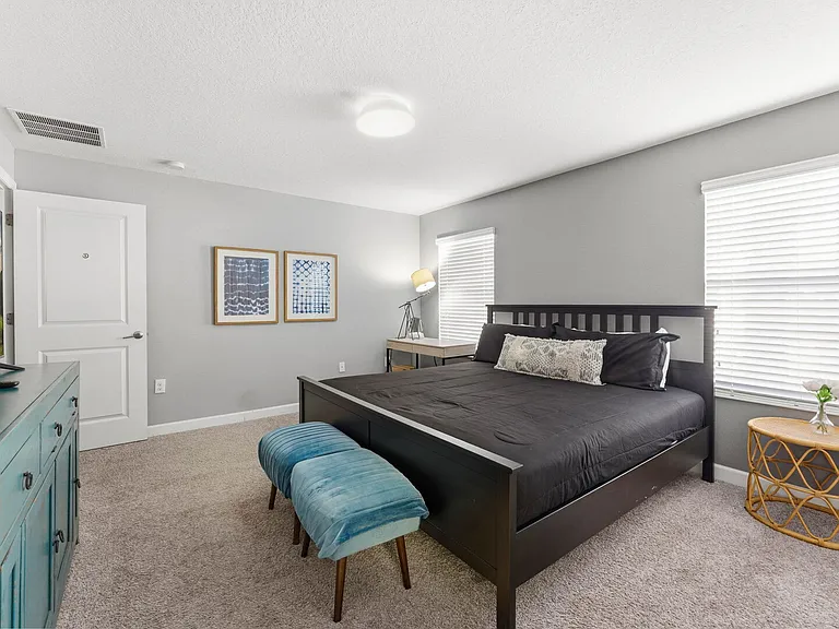 Stinger Dr — Photo 3