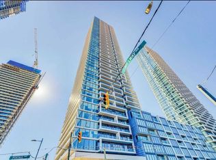 950 Portage Pkwy #3701, Vaughan, ON L4K 4Z4