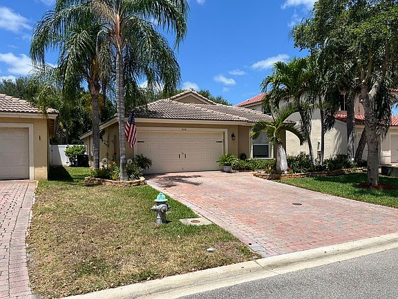 2nd image of 5112 Victoria Circle