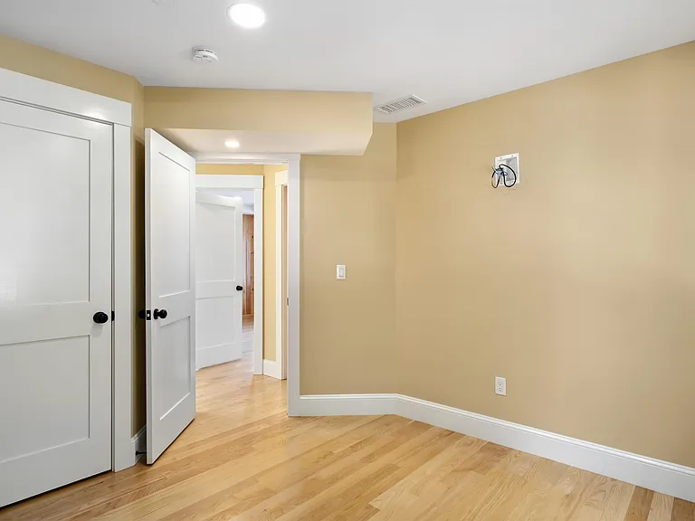 8 Water St #2 — Photo 16